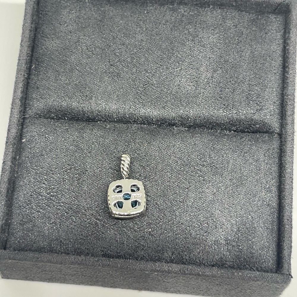 David Yurman Petite Albion Pendant with Blue Topaz and Diamonds - Picture 5 of 10